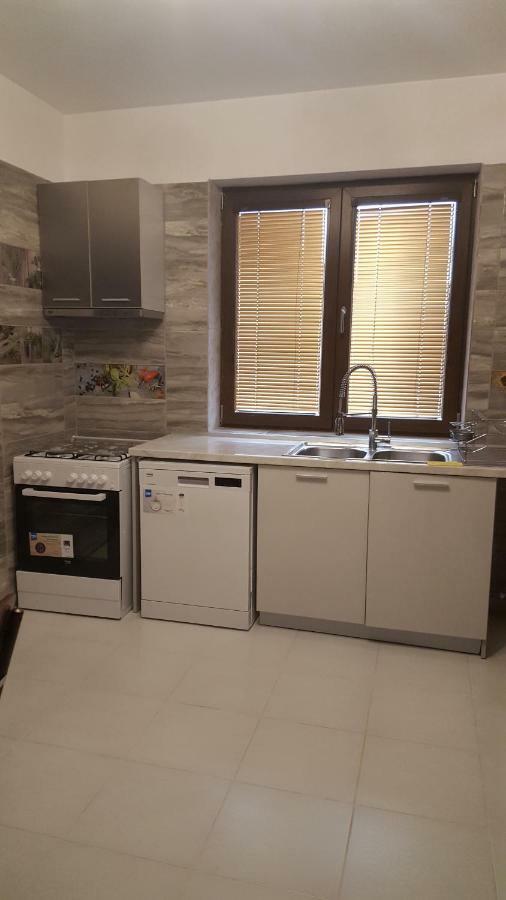 Casa Soarelui Apartment Roşu Exterior foto